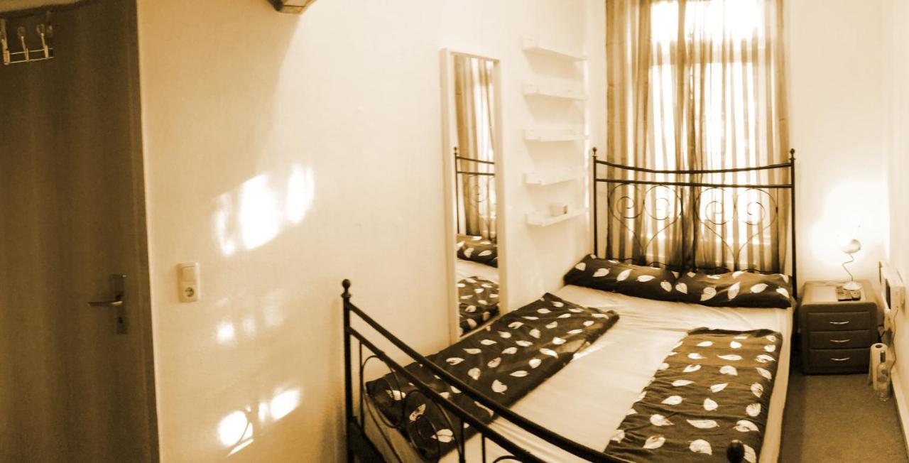 ארפורט Privatzimmer מראה חיצוני תמונה