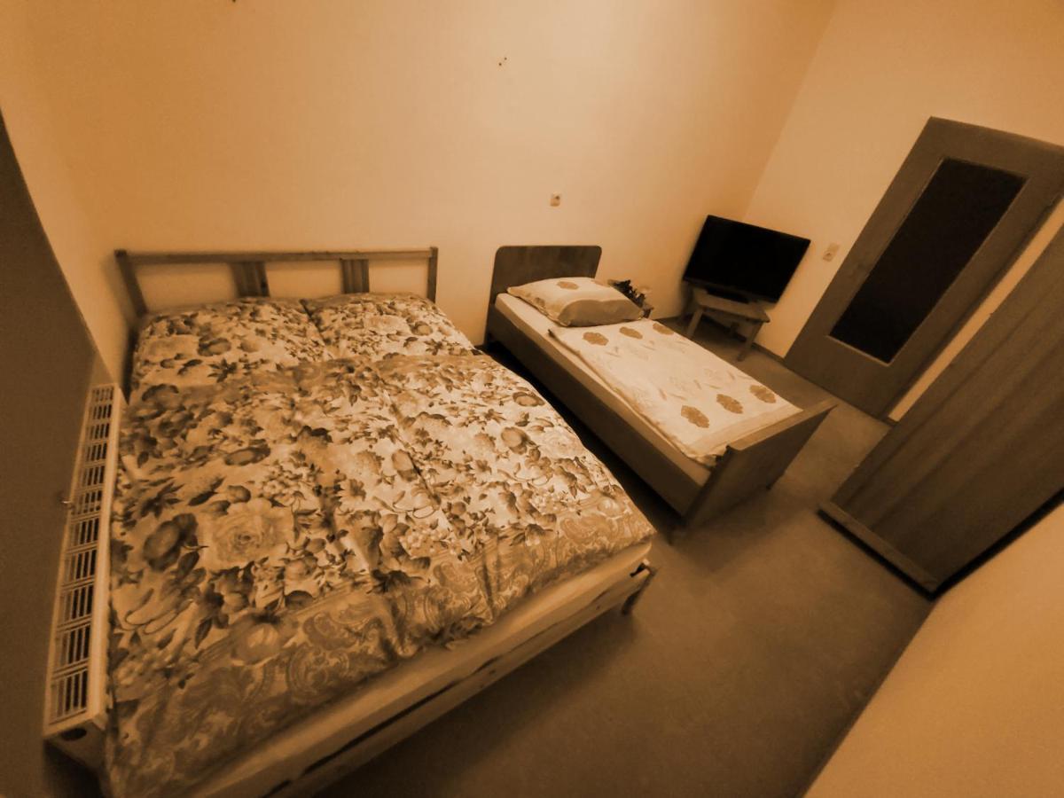 ארפורט Privatzimmer מראה חיצוני תמונה