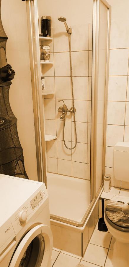 ארפורט Privatzimmer מראה חיצוני תמונה